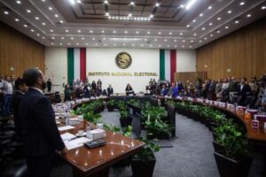 INE perfila reglas para fiscalizar actos políticos adelantados rumbo a 2027